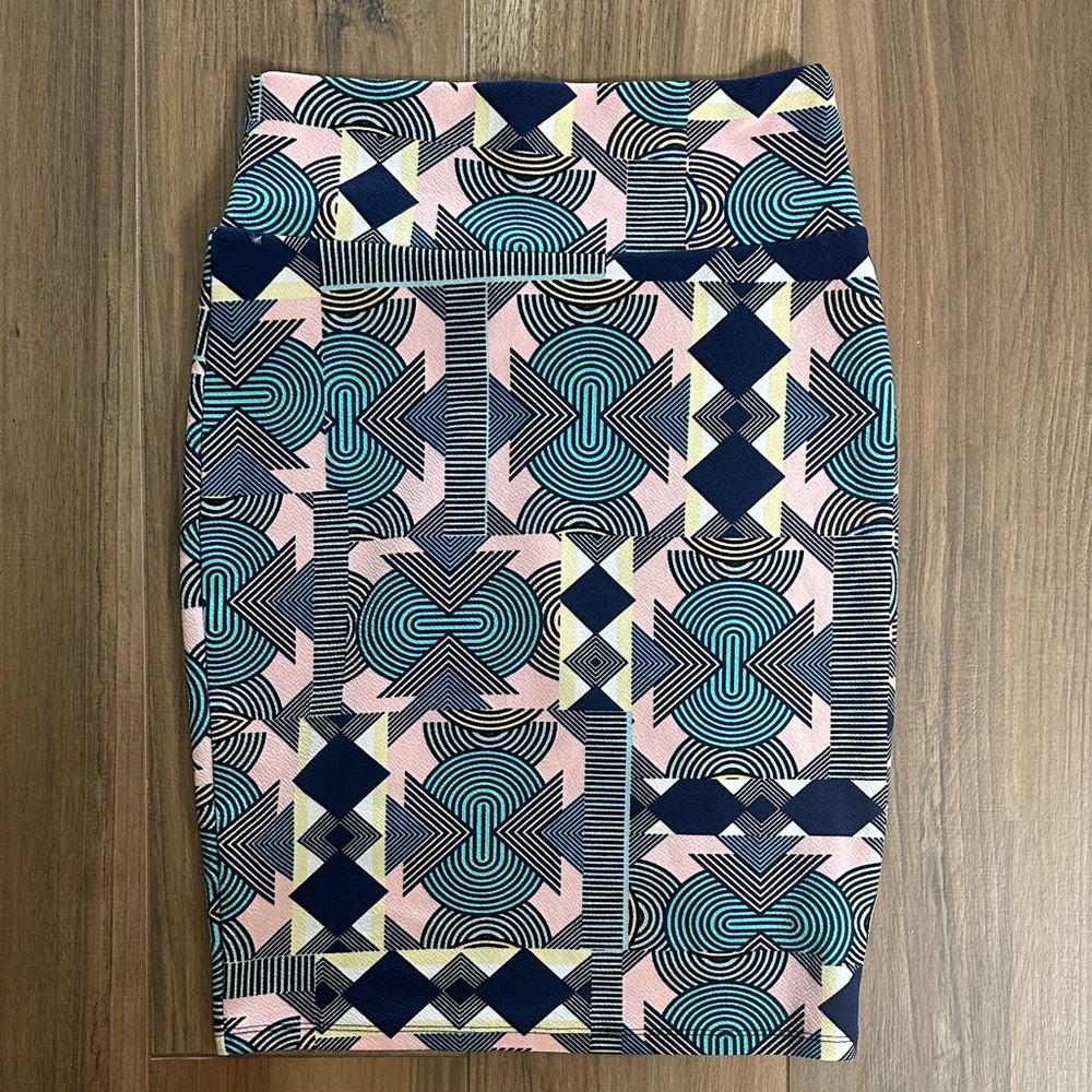 LuLaRoe Pink and Blue Geometric Pencil Skirt